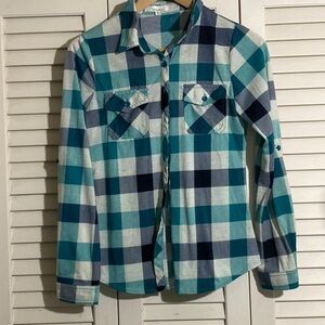 WIN WIN APPAREL S lightweight flannel with   roll up sleeve button